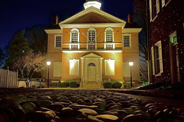 Philadelphia's Haunted History & Ghost Nighttime 1.5 Hour Tour